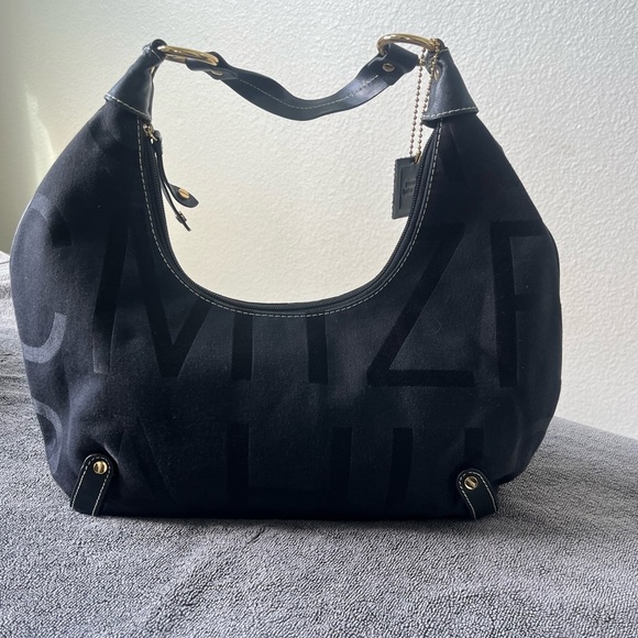 Isaac Mizrahi Black Hobo Bag with Gold Hardware - Picture 2 of 6